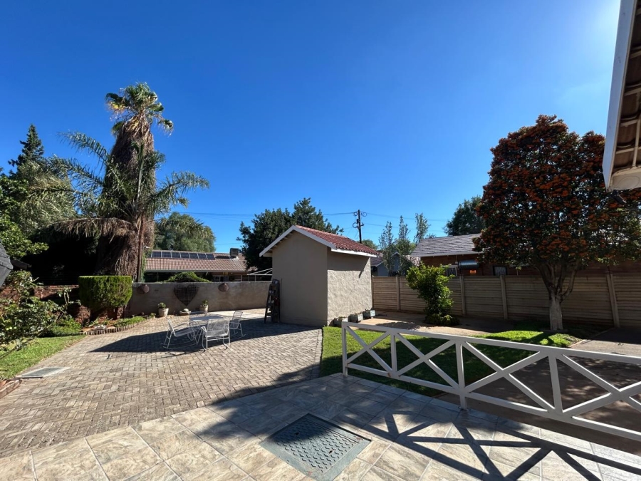 4 Bedroom Property for Sale in Monument Heights Northern Cape